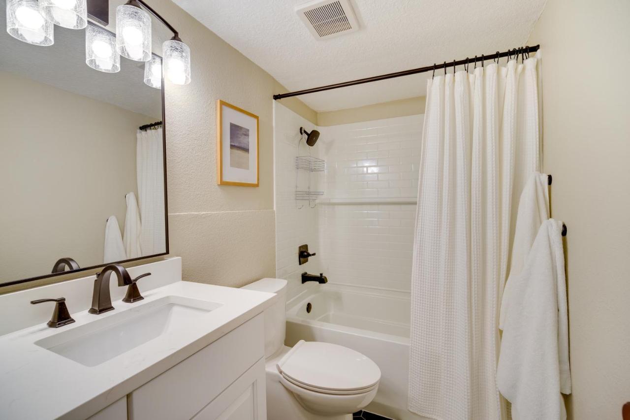 Oceanfront Satellite Beach Condo With Balcony, Views Экстерьер фото